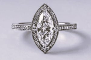 The World’s Most Iconic Pieces of Jewelry & Who Wore Them 5 IconicJewelry-MediaTeam01