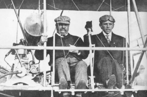 Wings of Command: The History, Myth, and Machinery of Air Force One 12 Theodore Roosevelt and pilot Arch Hoxsey before their 1910 flight in St. Louis