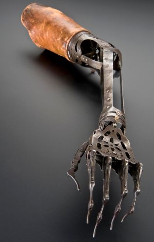 Artificial Limbs and Industrial Bodies: Prosthetics in the Nineteenth Century 16 Artificial left arm from the 19th century