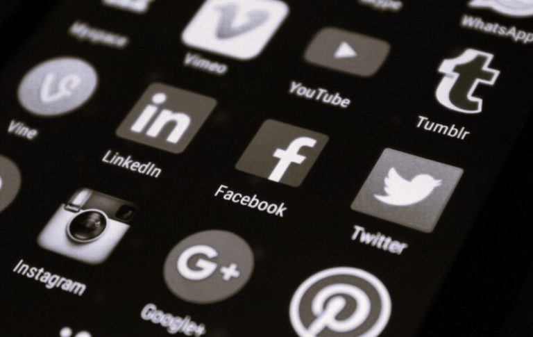 082025-01-Internet-Technology