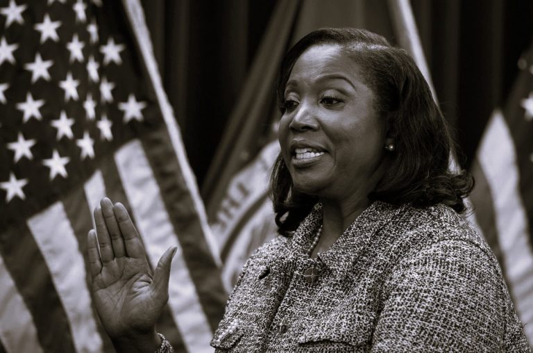 083025-03-Economy-Politics