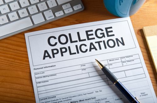 When Are Likely Letters Sent Out to Students Each Year? 2 Photo of college application