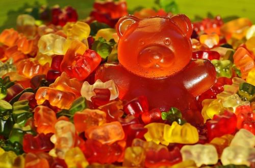 How to Mix THC CBD Gummies into Your Weekend Plans 6 How to Mix THC CBD Gummies into Your Weekend Plans