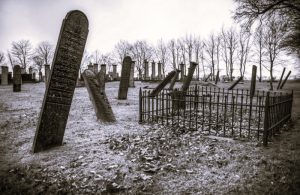 The Final Bill: Death in America Involves High Costs and Harsh Inequality 16 092825-23-Economy