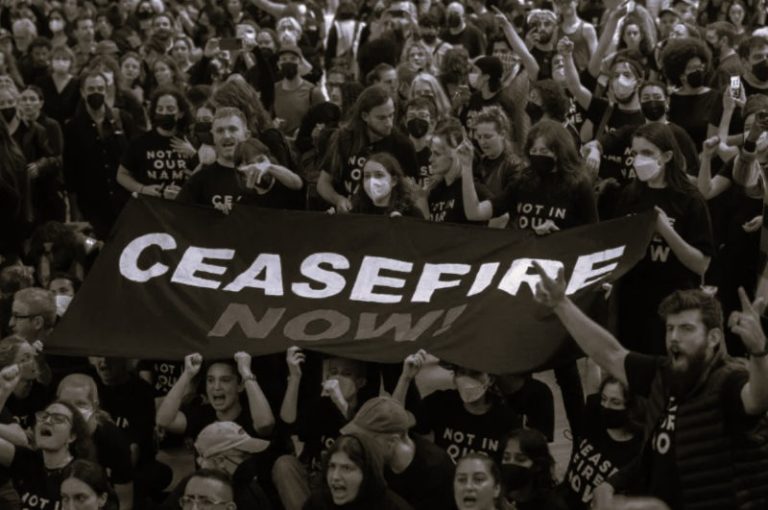 Ceasefire Gamble: U.S. Troops Return to the Middle East 11 101225-13-Israel-Palestine