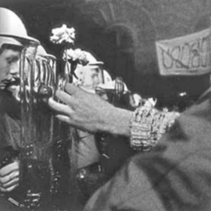 From Silence to Streets: The Power of Peaceful Mass Mobilization in the 1989 Velvet Revolution 8 From Silence to Streets: The Power of Peaceful Mass Mobilization in the 1989 Velvet Revolution