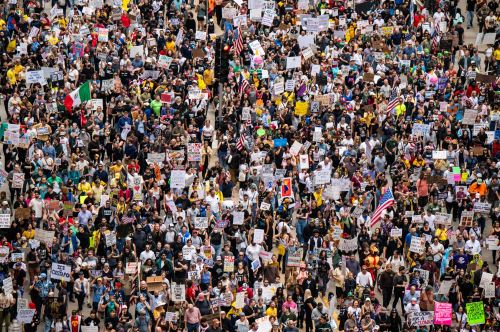 Millions Across U.S. Turn Out for ‘No Kings’ Day against Trump’s Authoritarian Ambitions 2 Millions Across U.S. Turn Out for ‘No Kings’ Day against Trump’s Authoritarian Ambitions