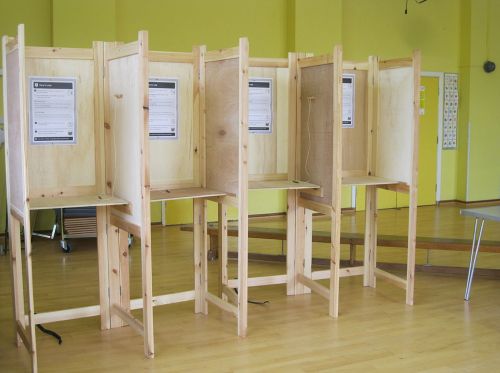 The Myth of the Rational Voter: Why Enlightenment Ideals Keep Collapsing 2 The Myth of the Rational Voter: Why Enlightenment Ideals Keep Collapsing