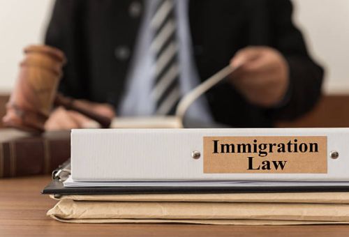 5 Reasons for USCIS Delays and How an Immigration Lawyer Can Help 2 5 Reasons for USCIS Delays and How an Immigration Lawyer Can Help