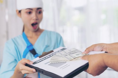 Tips for Dealing with Medical Bills After a Car Accident in Cincinnati 2 Tips for Dealing with Medical Bills After a Car Accident in Cincinnati