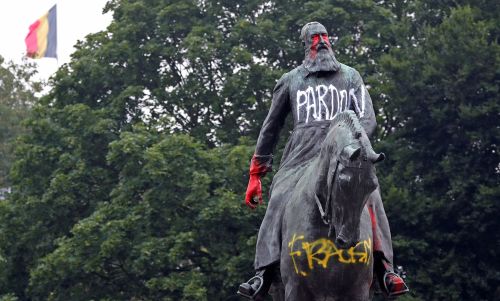 Leopold II and Donald Trump: Architecture, Power, and the Politics of Memory