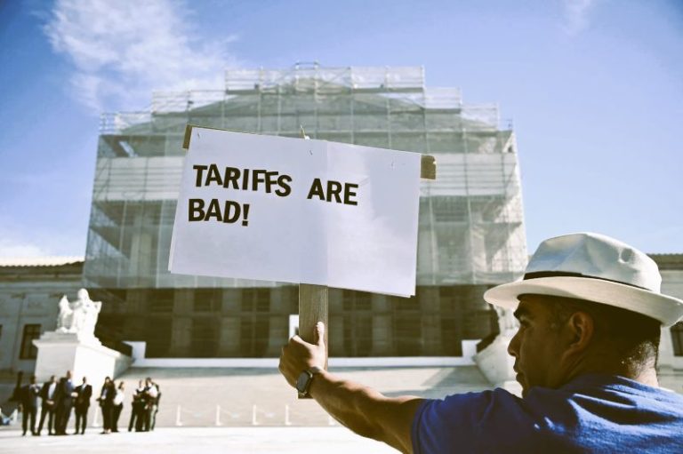 Tariff Checks and Political Theater: The Illusion of a $2,000 Rebate 14 111125-05-Economy