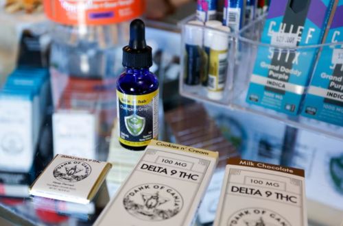 Hidden Hemp Ban: How the Last-Minute Funding Bill Will Wreck a National Industry 2 Hidden Hemp Ban: How the Last-Minute Funding Bill Will Wreck a National Industry