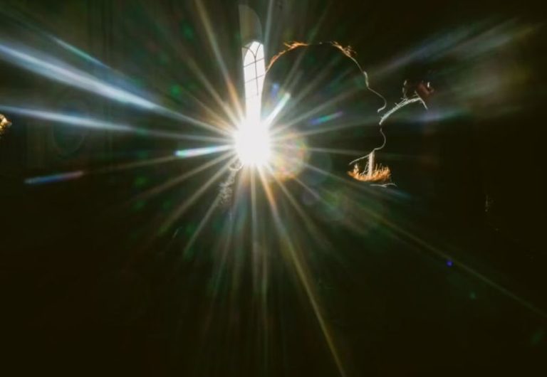 โYesโ to God, but โNoโ to Church: The Look of Religious Change in Latin America 15 120525-21-Religion