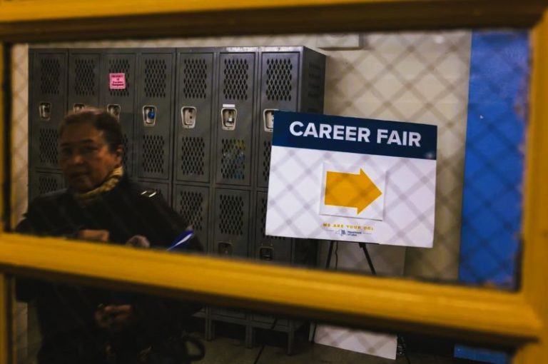 New Unemployment Claims Are Surging as the Trump Economy Teeters 14 121225-01-Economy