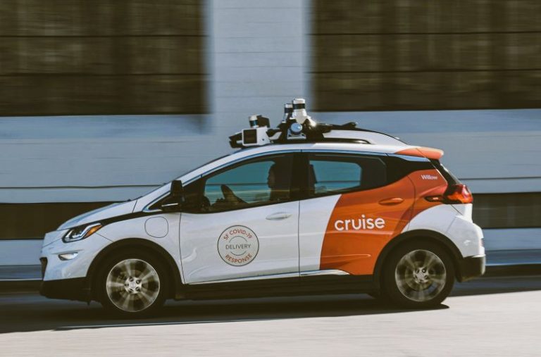 GM Cruise Robotaxi Embroiled in Safety Probes After Passenger Incident 29 CruiseRobotaxi-Natalie01