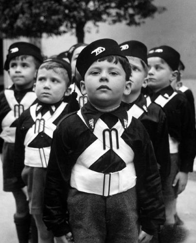 Mussolini and Fascist Eponymy: When the State became a Signature