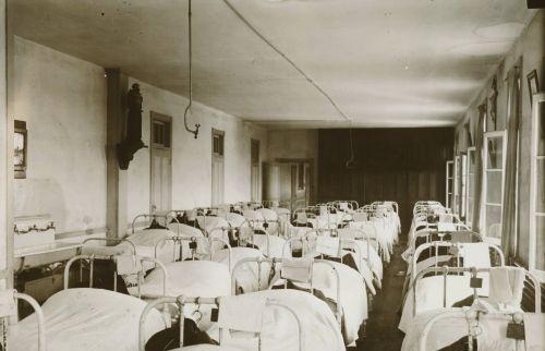 The Duplessis Orphans: Mental Illness and Child Abuse in Mid-20th Century Quebec 2 The Duplessis Orphans: Mental Illness and Child Abuse in Mid-20th Century Quebec