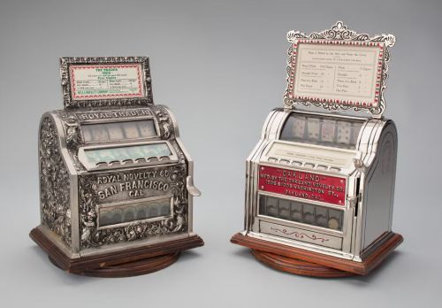 Evolution of Slots: From Fruit Machines to Online Casinos