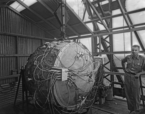 The Manhattan Project and the Federalization of Scientific Power 7 The Manhattan Project and the Federalization of Scientific Power