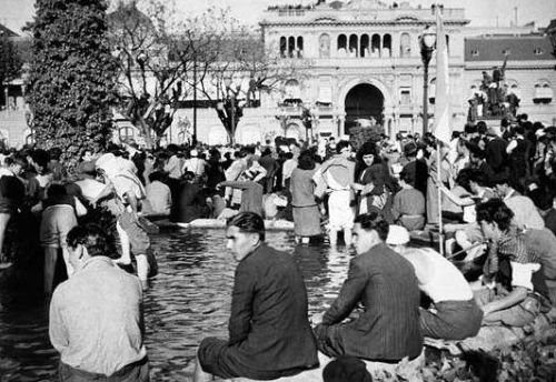 Juan Perón and the Emotional Cult Politics of Peronism in Argentina