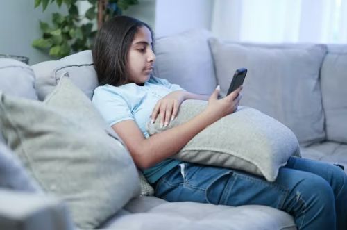 Neuroscience Explains Why Teens Are So Vulnerable to Social Media Platforms 4 Neuroscience Explains Why Teens Are So Vulnerable to Social Media Platforms