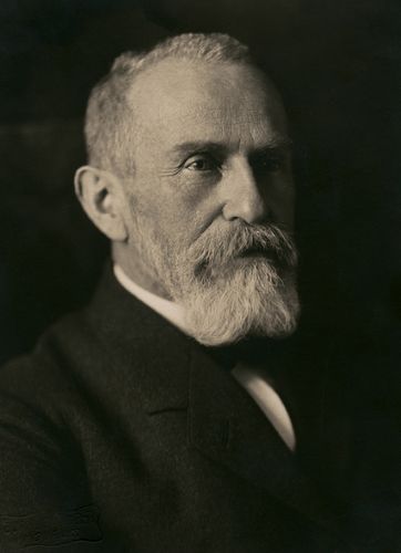 Delusional Past: Schizophrenia from Ancient Madness to Modern Psychiatry