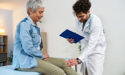 What Happens During a GAE Procedure for Knee Pain