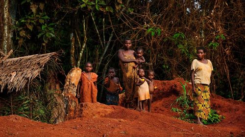 Parenting in Ancient Africa: Kinship, Ritual, and Responsibility Raising Children 11 Ancient DNA from four African children shows a close genetic connection to present-day hunter-gatherers from Cameroon