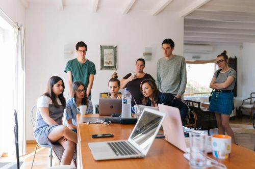 The Evolving Role of Business Schools in Shaping Industry Leaders
