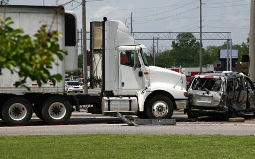 Exploring Multi Party Negligence in Large Vehicle Cases 2 Exploring Multi Party Negligence in Large Vehicle Cases