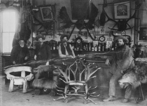 How American Vaudeville Theater (1880s to 1930s) Invented Modern Entertainment 4 Interior of Seth Kinman's Table Bluff Hotel and Saloon in Table Bluff, California, 1889