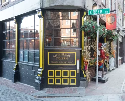 How Coffee Beans Reached America and Became an Atlantic Commodity of Empire 13 The "new" Green Dragon Tavern