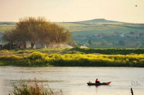 Ancient Sumer and the Salt Disaster That Weakened the First Cities 4 The Tigris flowing through the region of modern Mosul in Upper Mesopotamia