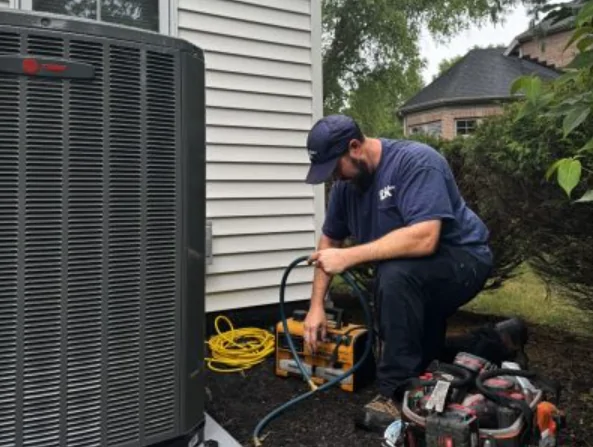 When Homeowners Should Call HVAC Repair Specialists for Fast and Reliable Repairs 2 When Homeowners Should Call HVAC Repair Specialists for Fast and Reliable Repairs
