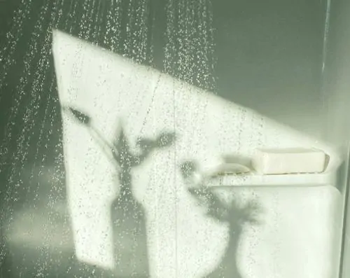 5 of the Best Shower Accessories for a Better Everyday Routine