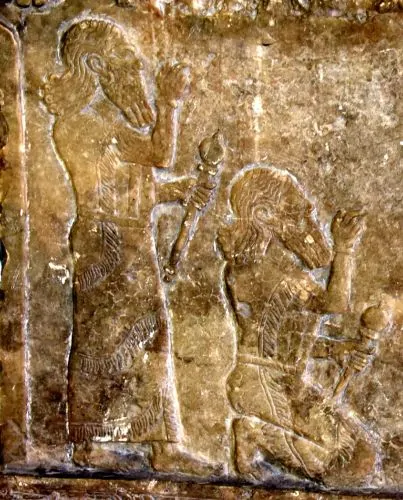 Tukulti-Ninurta I depicted both standing and kneeling