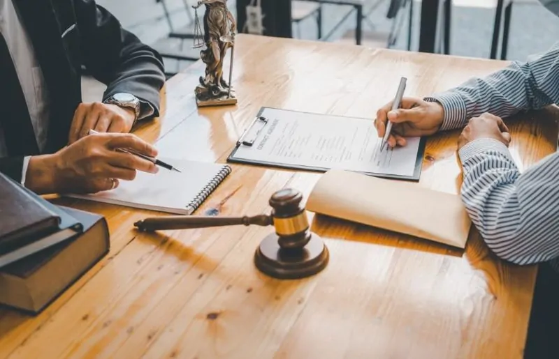 What a Full-Spectrum Legal Practice Offers Beyond a Single Focus