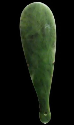 Kataore, a mere pounamu (42cm x 12cm) named after a Ngāi Tahu chief killed by Te Rauparaha in the 1830s. Gifted by Riwai Keioni Te Ahu of Te Āti Awa to Sir George Grey.