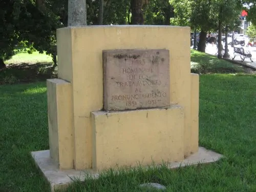 Tribute by "the workers" to the Pronunciamiento in Concepción del Uruguay