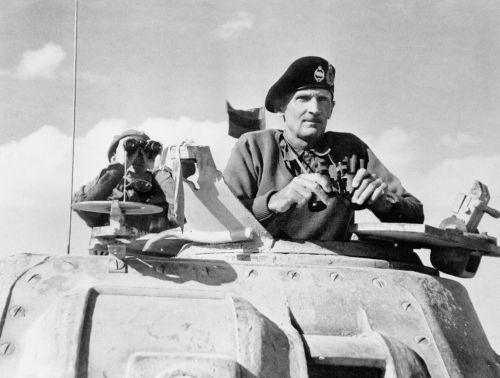 The Vote Mussolini Could Not Control: Grandi and the Fascist Grand Council in 1943 5 Bernard Montgomery watches his tanks move up during the Battle of El Alamein