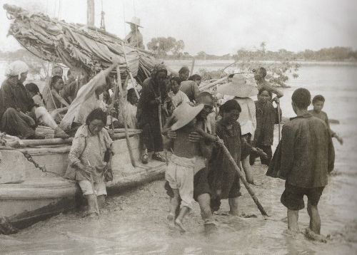Yellow River flood refugees