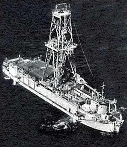 Drilling toward the Mantle: Project Mohole and the Politics of Inner Space, 1957–1966 2 Drilling toward the Mantle: Project Mohole and the Politics of Inner Space, 1957–1966